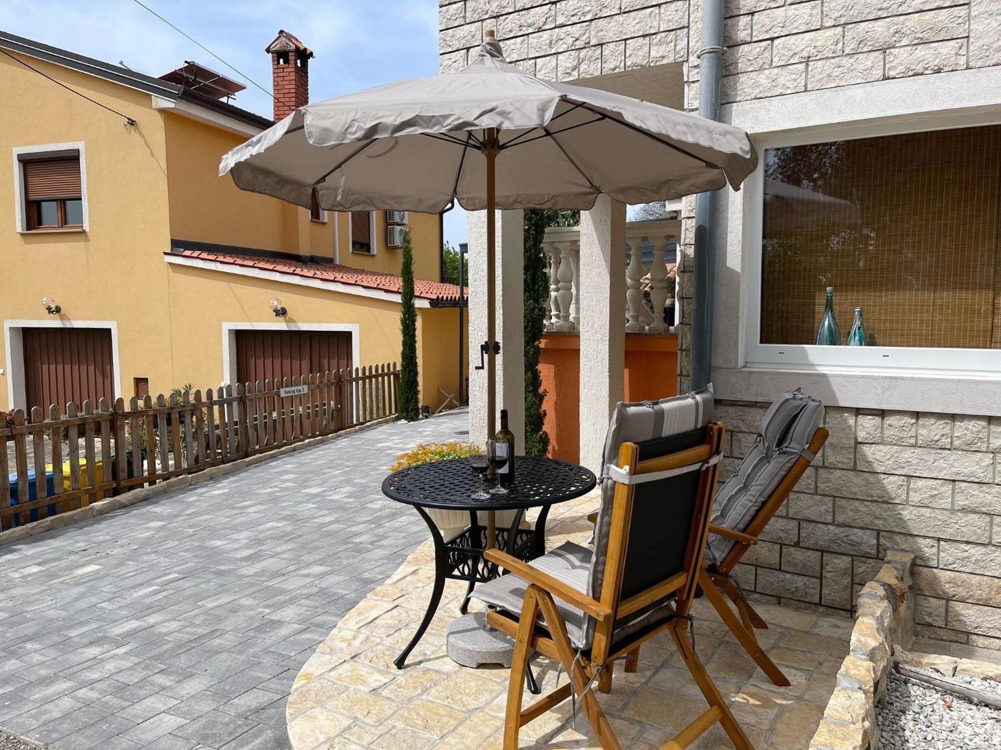 4 You Apartments Mugeba Kültér fotó